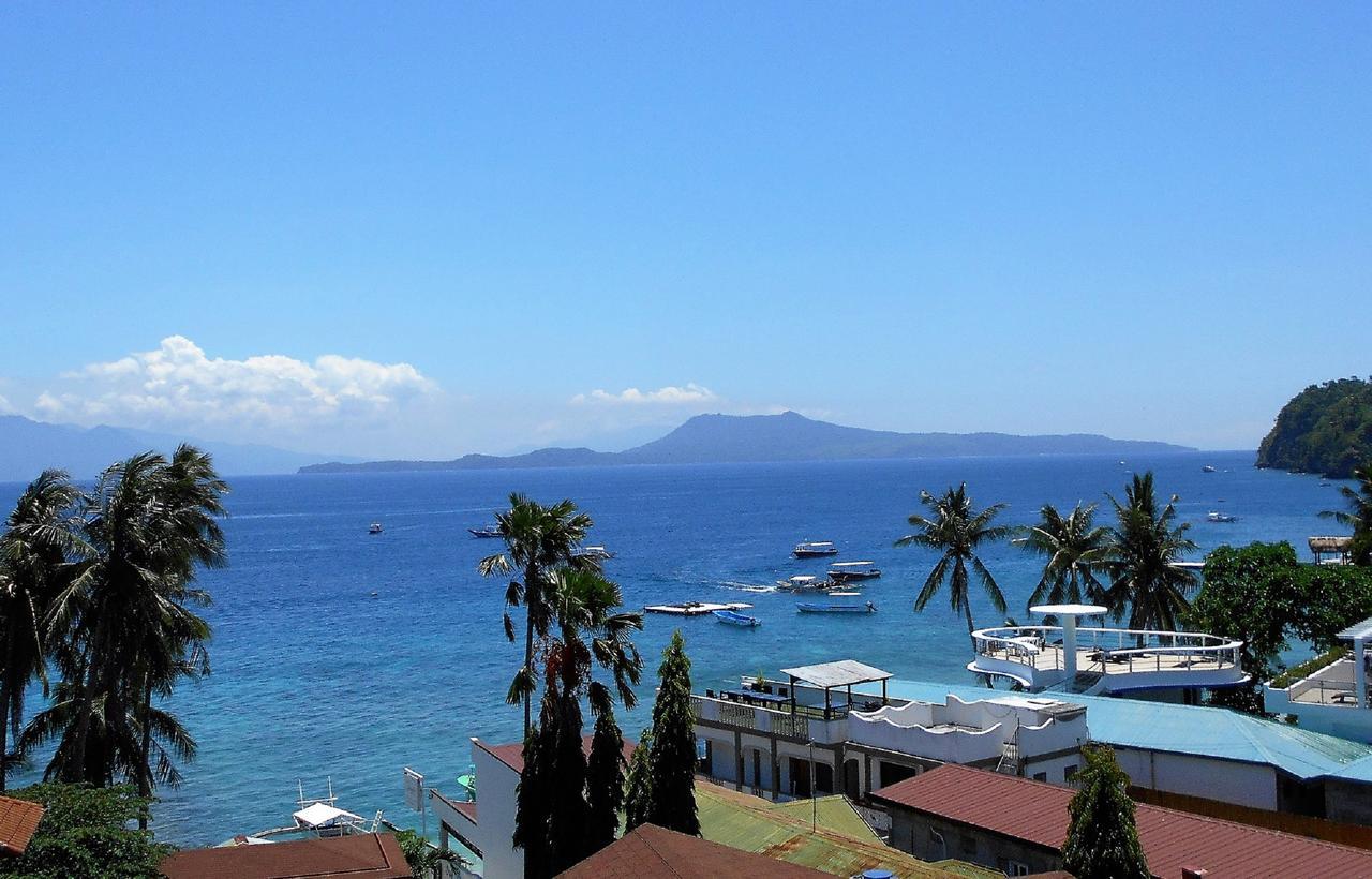 Out Of The Blue Resort Puerto Galera Exterior photo